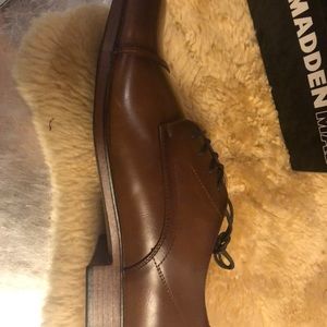 Steve Madden lace up oxford **NEW